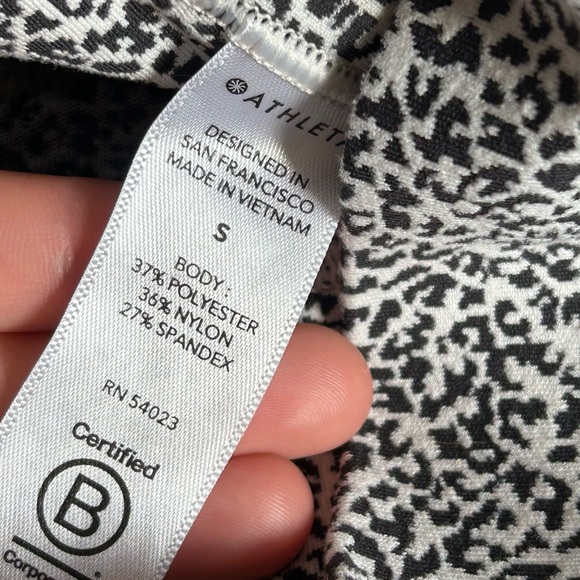 🩷ATHLETA SALUTATION STASH POCKET TEXTURED BLACK 7/8 TIGHTS LEGGINGS SIZE SMALL - Picture 9 of 10